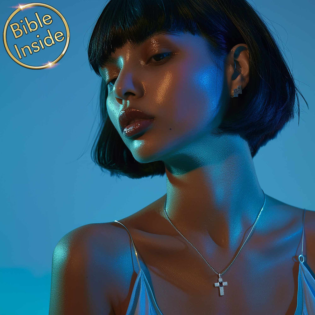 Aurora cross necklace in sterling silver – unique jewelry for women
 