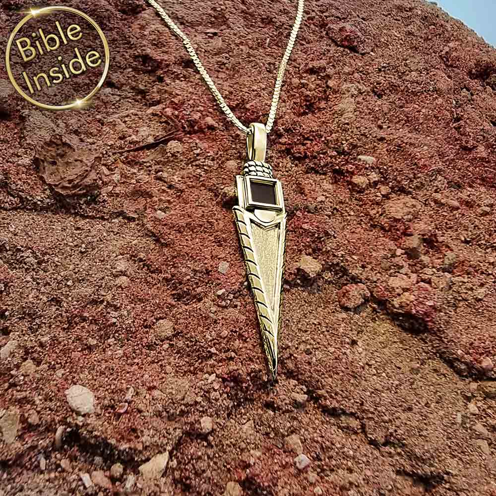 Men's religious necklace with arrow pendant – My Nano Jewelry